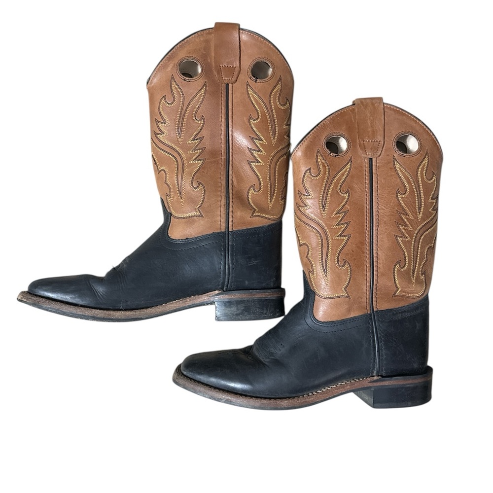 Big Kids 5 D Old West Black and Brown Cowboy Boots - Hardly Worn